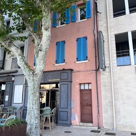 Le 35 Du Port,